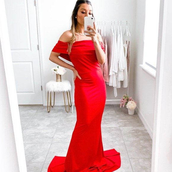 Red Off Shoulder Overlap Special Occasion Dress - Picture 7 of 8